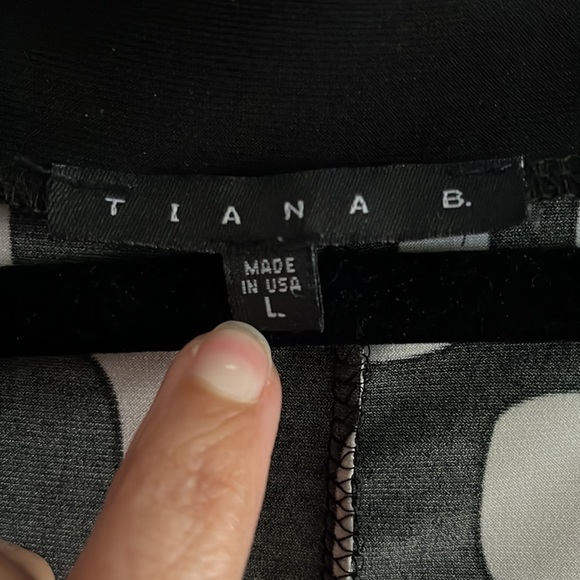 Women’s Dress size 12 - Picture 2 of 3